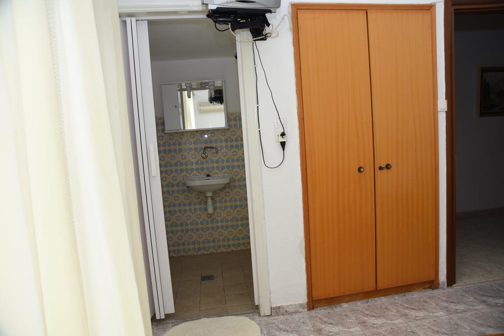 Anestis Chatzimihail Rooms Καμαριώτισσα Εξωτερικό φωτογραφία